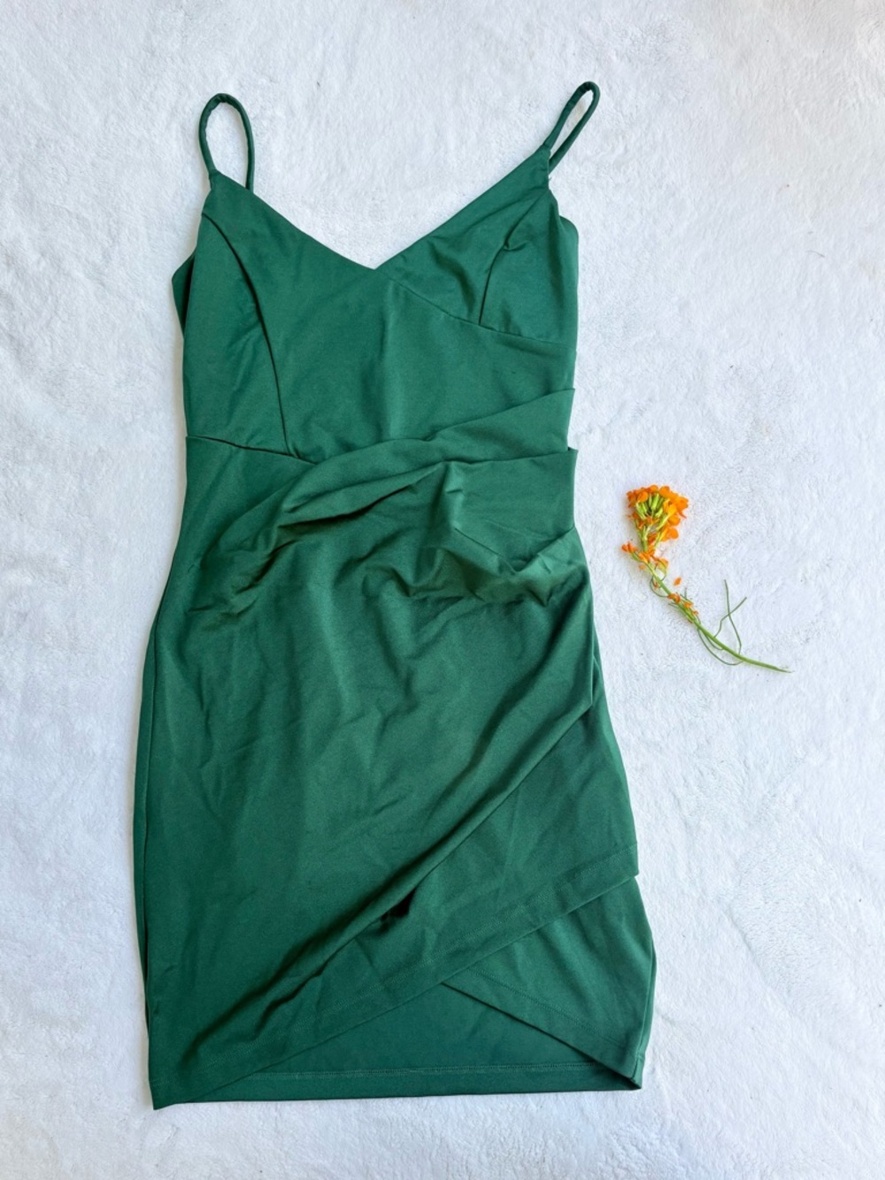 Windsor Elegant Green Spaghetti-Strap Dress Small